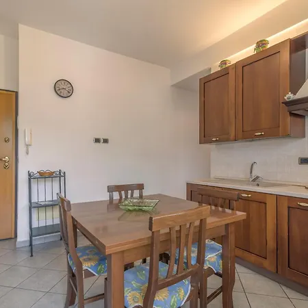 Rivierarent Al Grattacielo * Finale Ligure