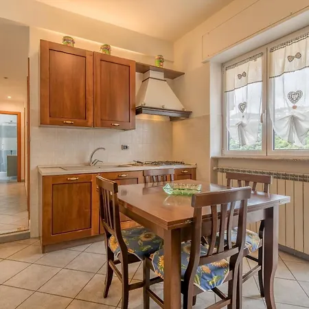 Rivierarent Al Grattacielo Finale Ligure