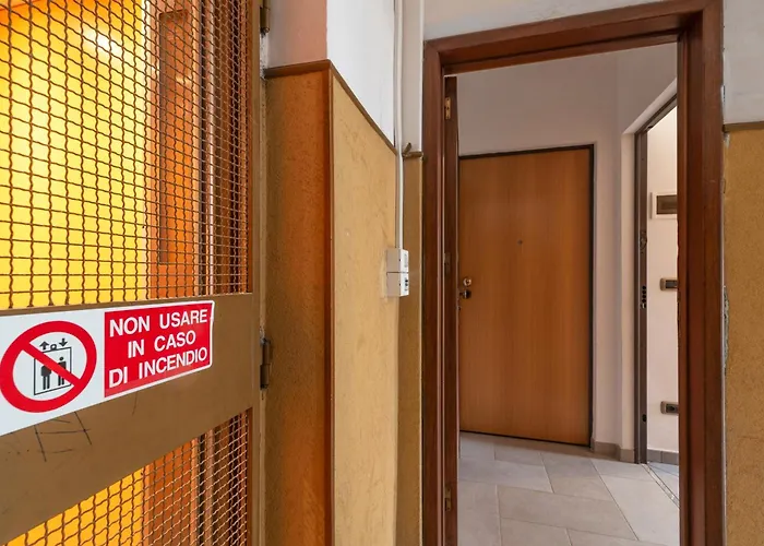 Rivierarent Al Grattacielo * Finale Ligure