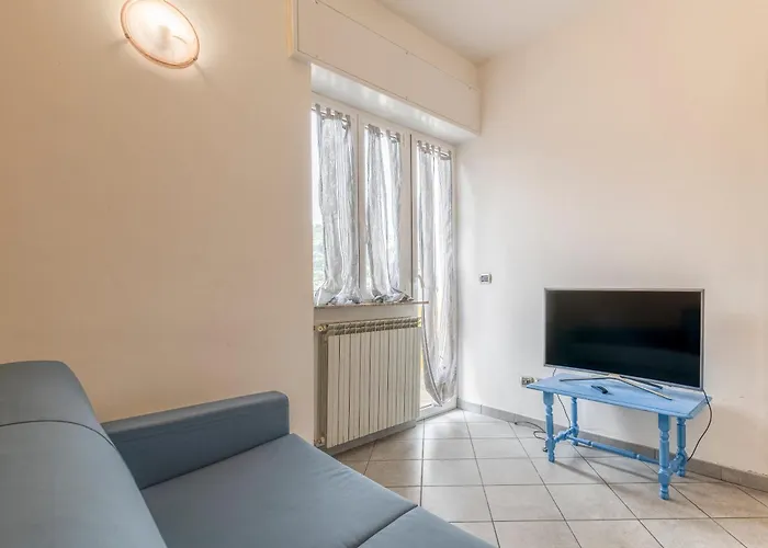 Rivierarent Al Grattacielo * Finale Ligure